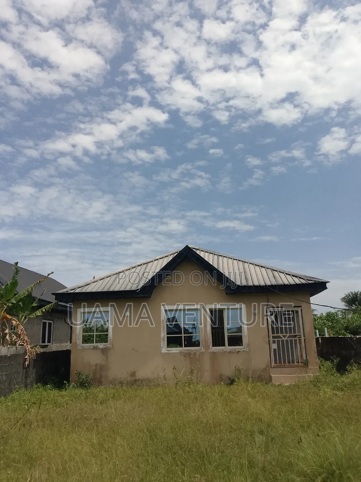 3bdrm Bungalow in Aiyeteju for rent in Aiyeteju