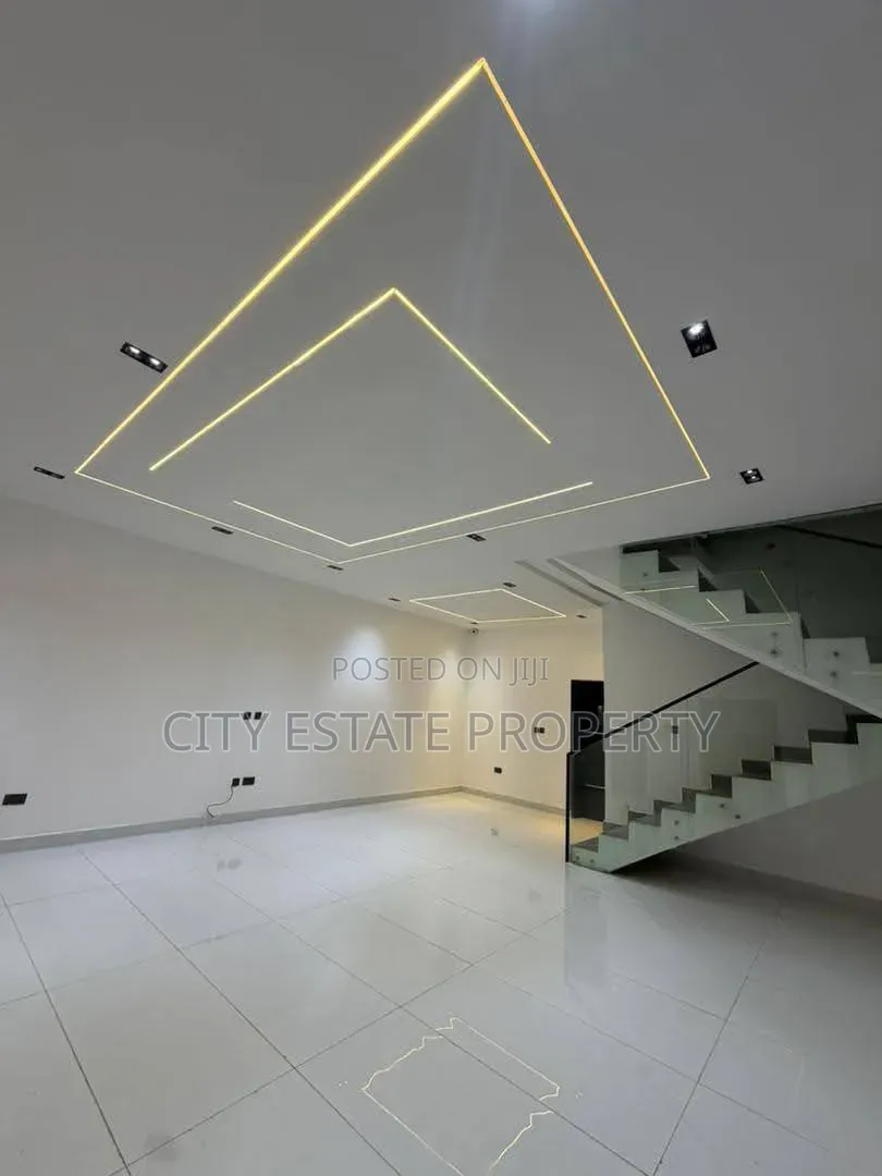 4bdrm Duplex in City Eatate Ex, Rukpokwu for sale in Rukpokwu
