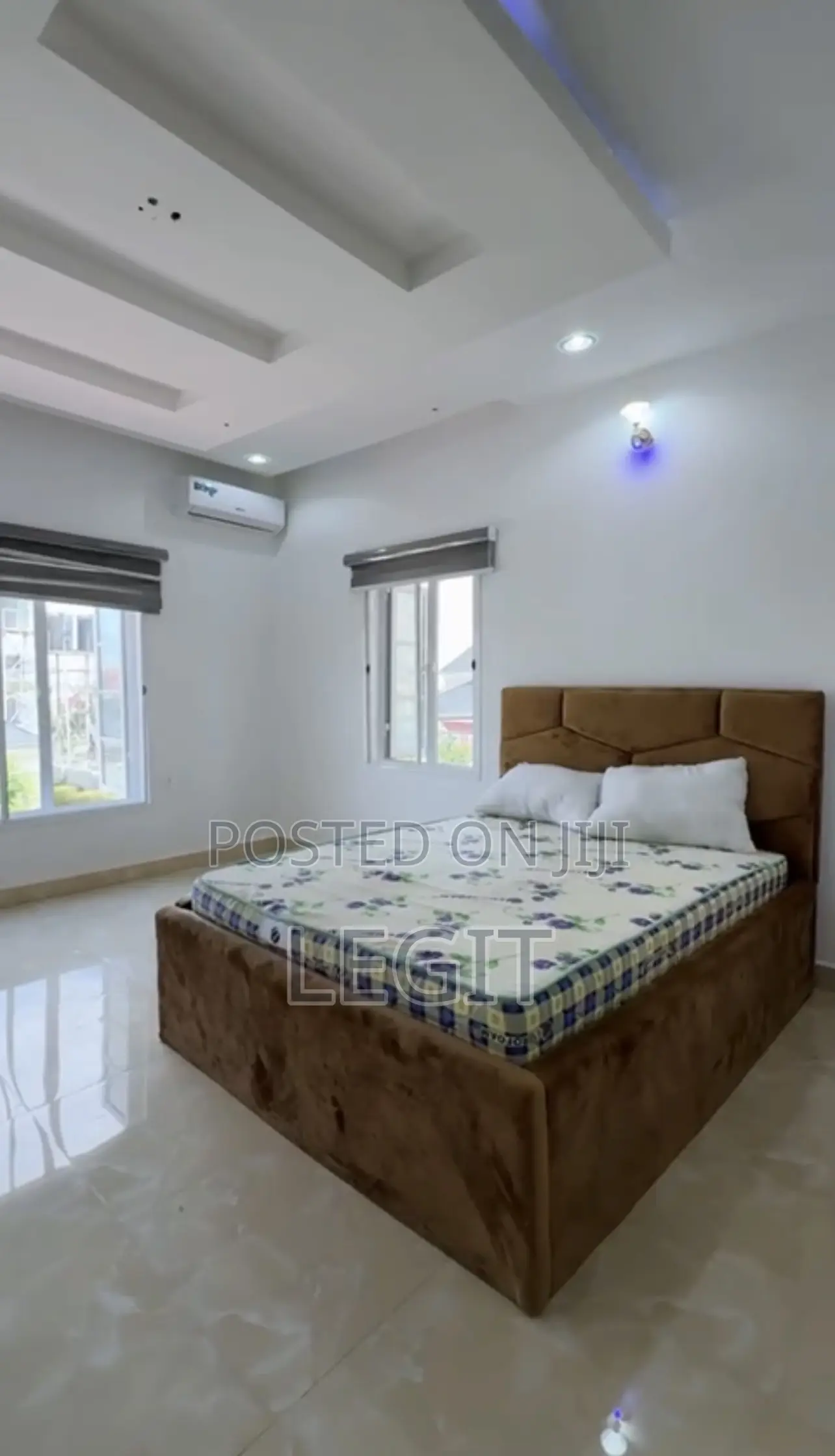 Furnished 4bdrm Duplex in Lugbe District for sale in Lugbe District