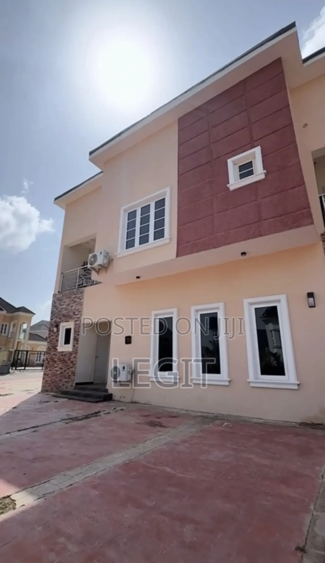 Furnished 4bdrm Duplex in Lugbe District for sale in Lugbe District