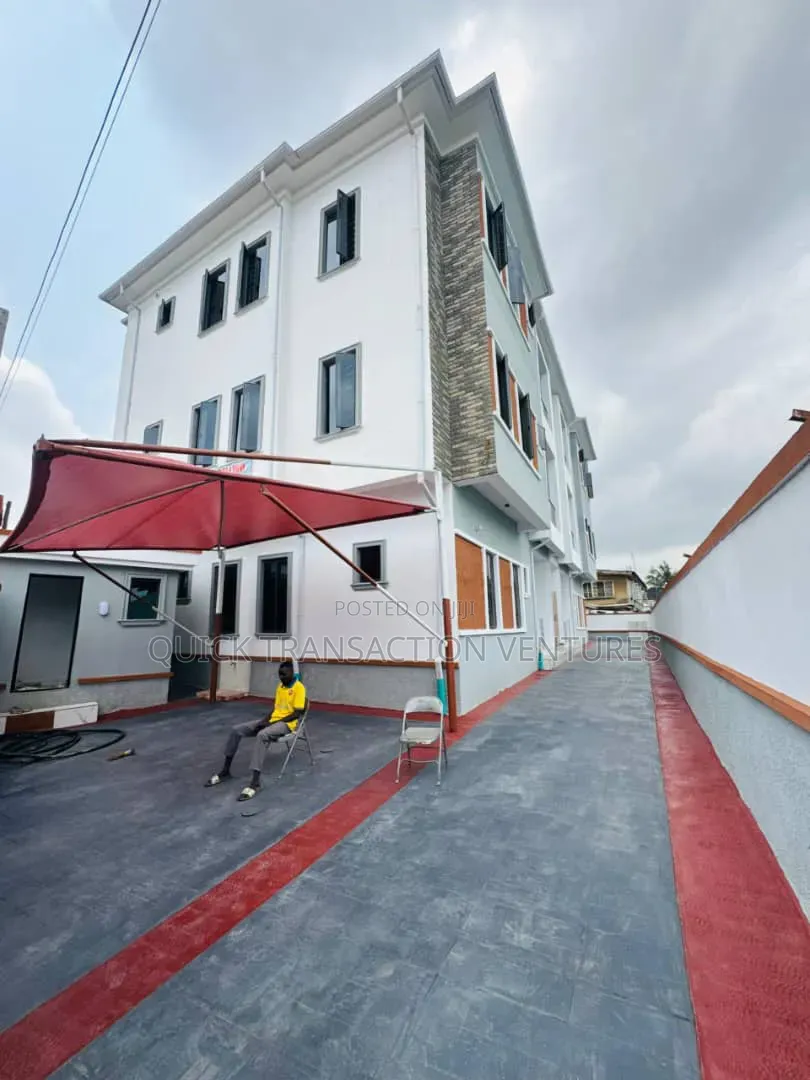 3bdrm Apartment in Kilo for sale in Kilo