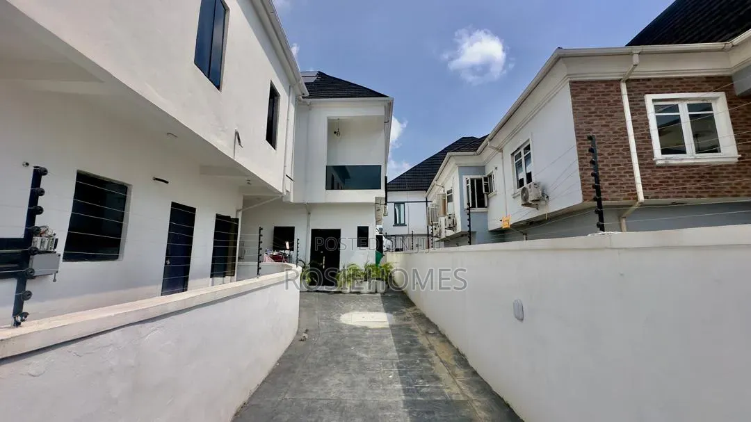 4bdrm Duplex in Happyland Estate, Sangotedo for sale in Sangotedo