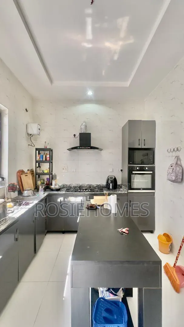 4bdrm Duplex in Happyland Estate, Sangotedo for sale in Sangotedo