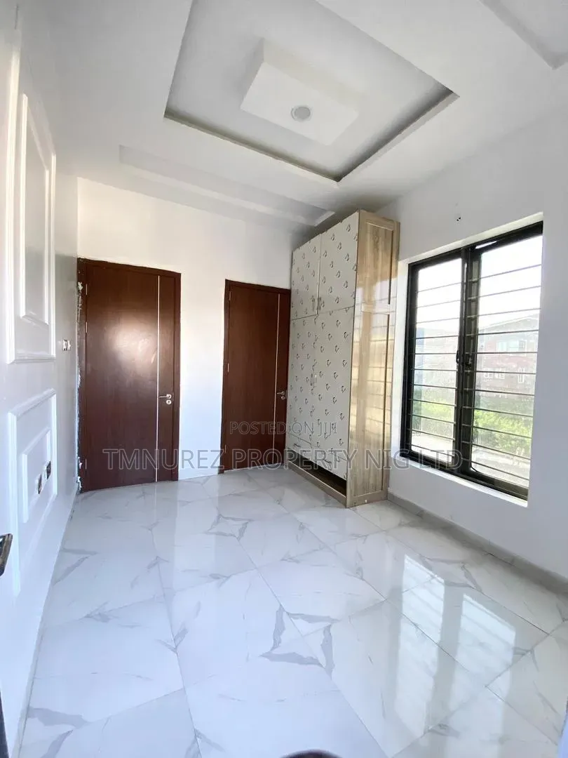 2bdrm Apartment in Omole Phase 1 for sale in Omole Phase 1
