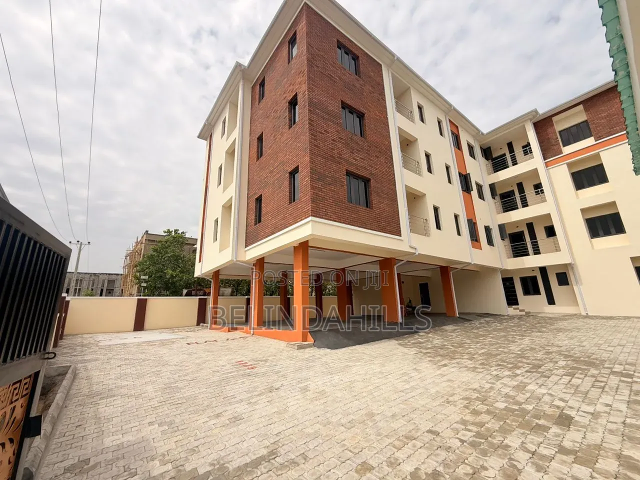 3bdrm Block of Flats in Katampe (Main) for sale in Katampe (Main)