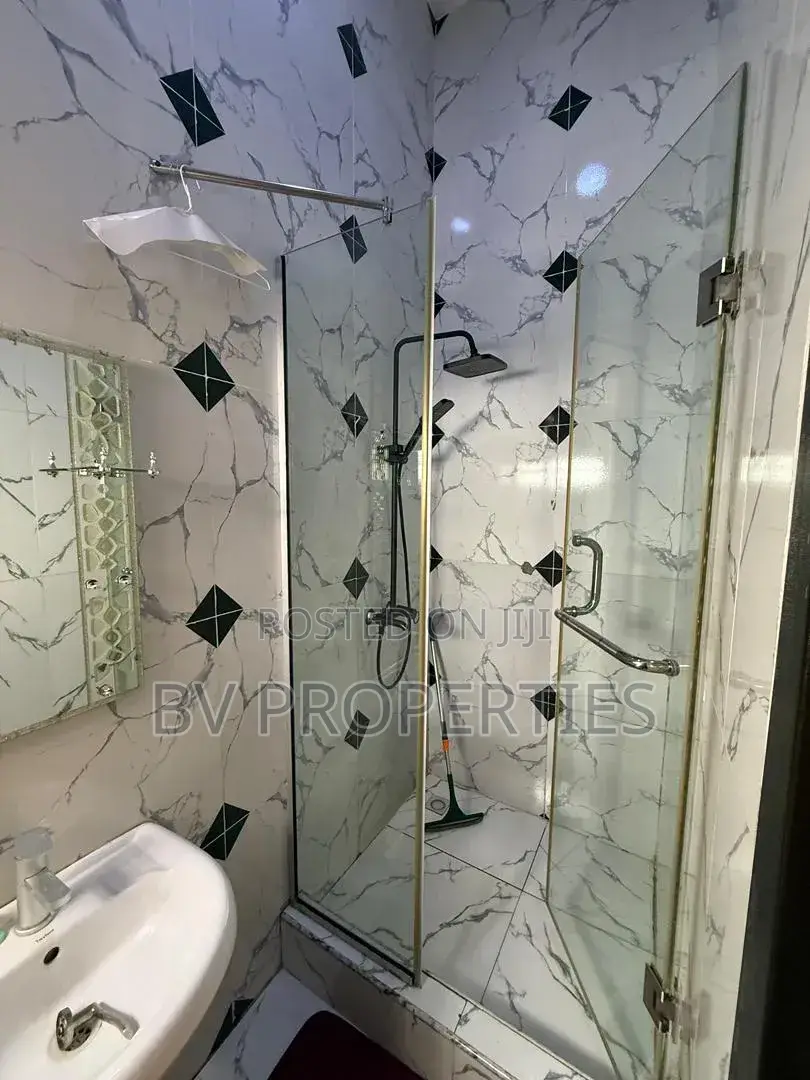 1bdrm Shared Apartment in Royal Pine, Lekki Phase 2 for rent in Lekki Phase 2