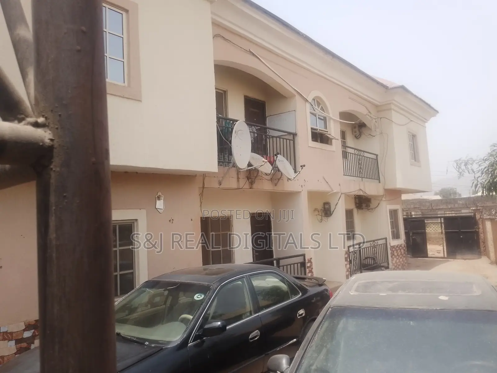 8bdrm Block of Flats in Kubwa for sale in Kubwa