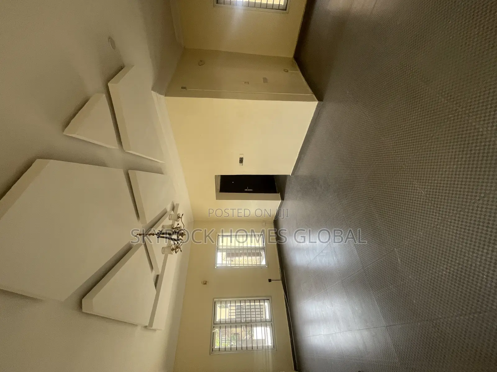 5bdrm Duplex in Ikota for rent in Ikota