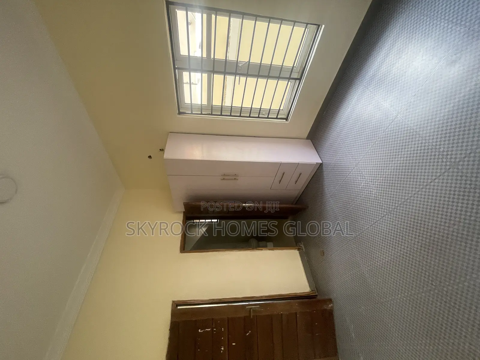 5bdrm Duplex in Ikota for rent in Ikota