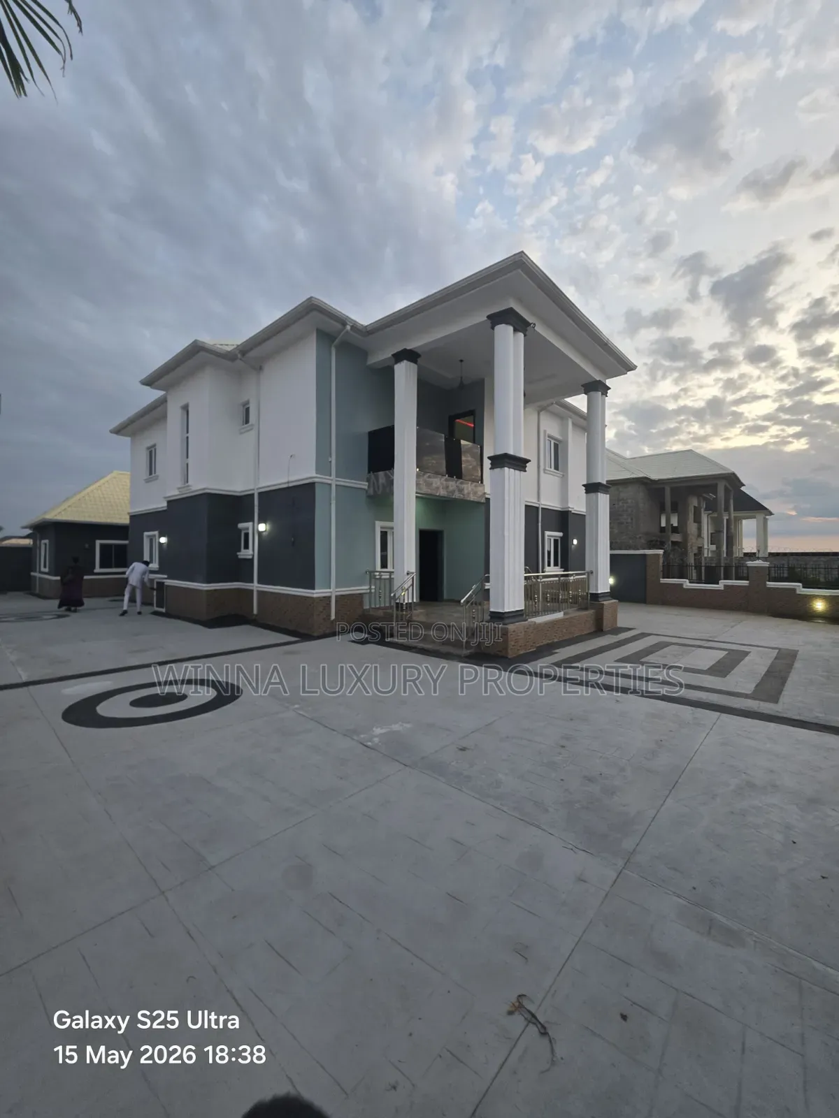 4bdrm Duplex in Oil Spring Estate, Lugbe District for rent in Lugbe District