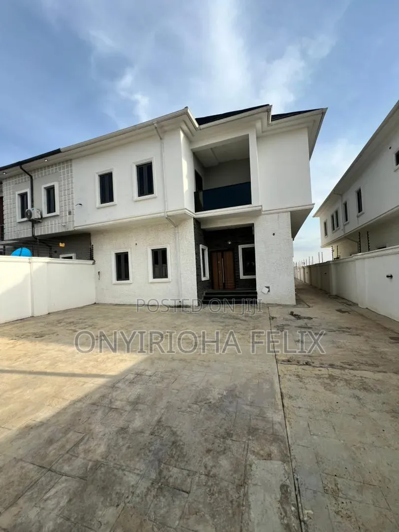 4bdrm Duplex in Karsana for sale in Karsana