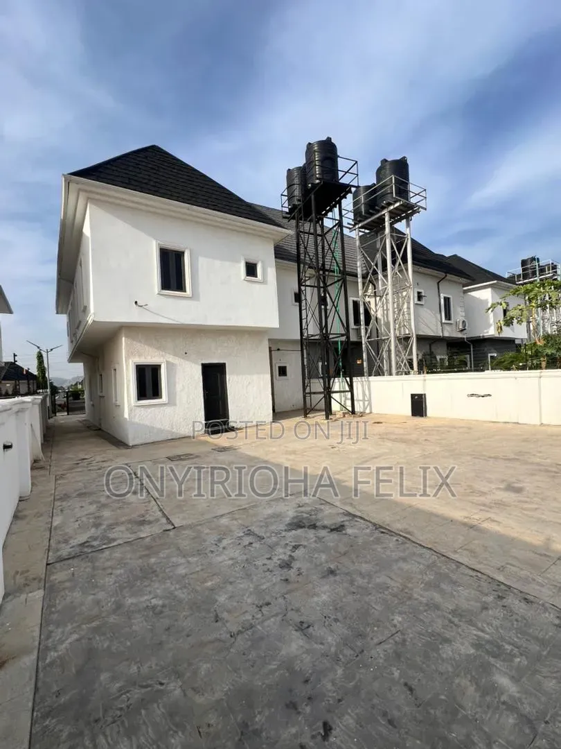 4bdrm Duplex in Karsana for sale in Karsana