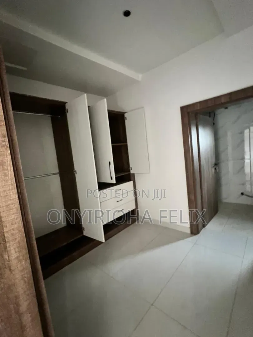4bdrm Duplex in Karsana for sale in Karsana
