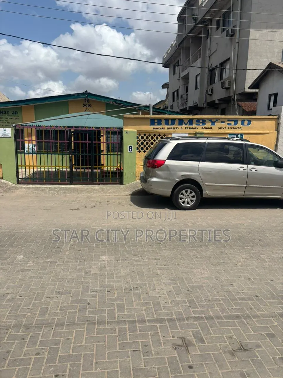 10bdrm Bungalow in Shomolu for sale in Shomolu / Shomolu