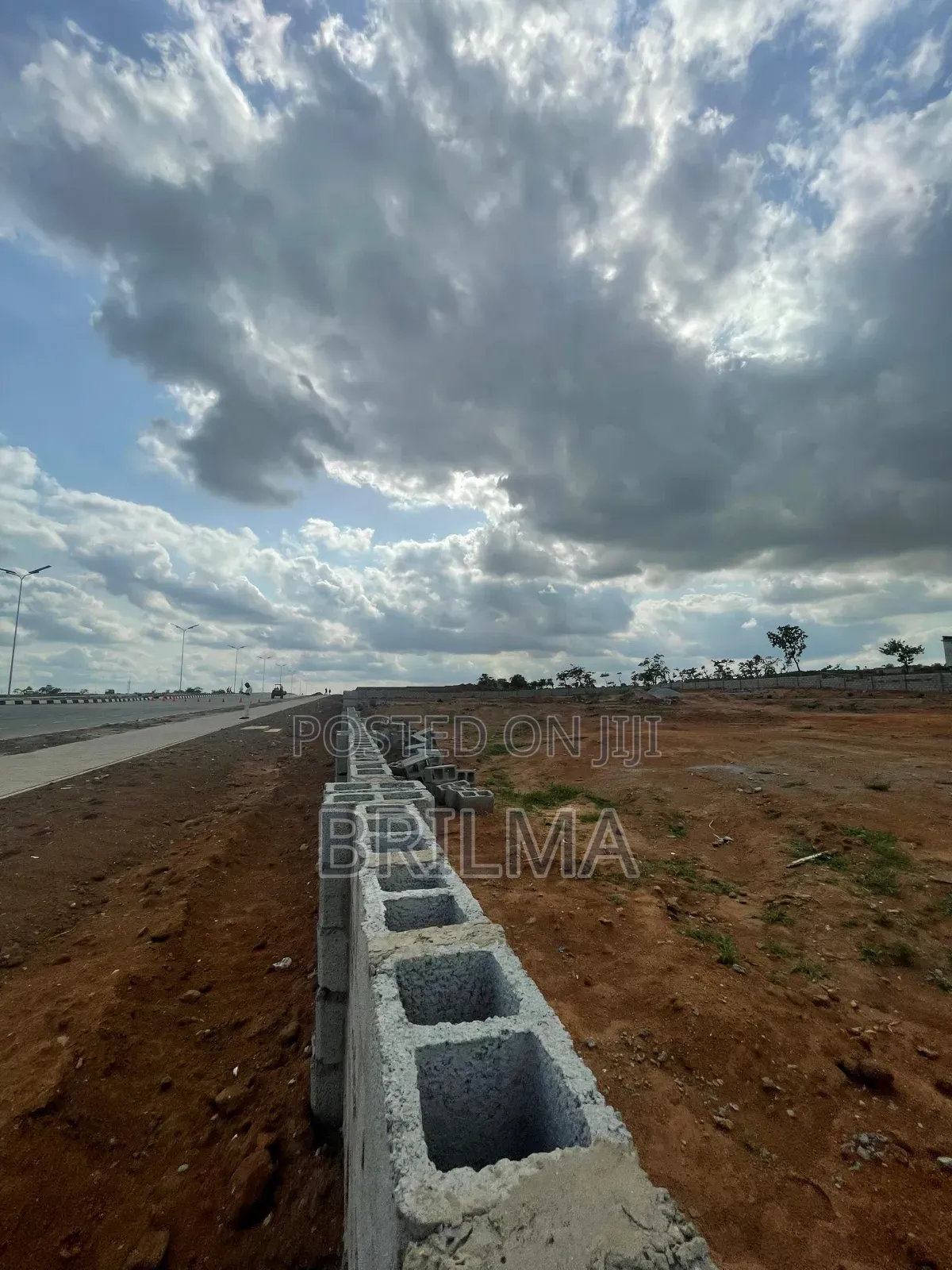 6000sqm Land in Lifecamp for Sale in Life Camp