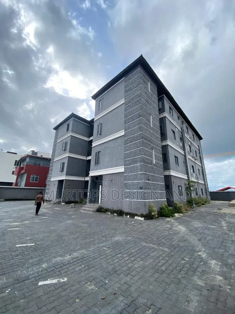 3bdrm Apartment in Lekki Phase 1 for rent in Lekki Phase 1