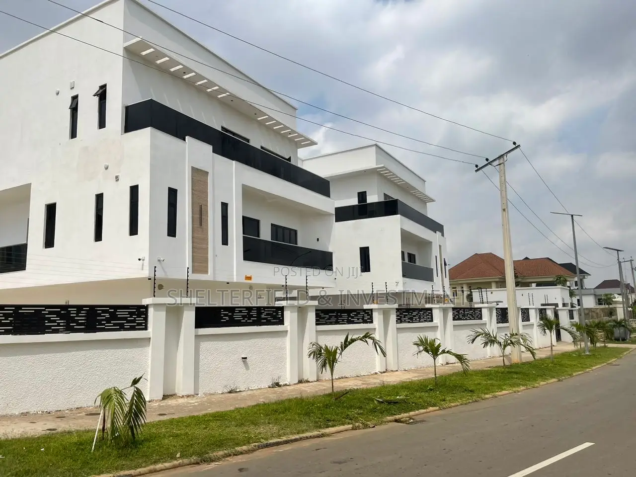 4bdrm Duplex in Villa Nova Estate, Apo District for sale in Apo District