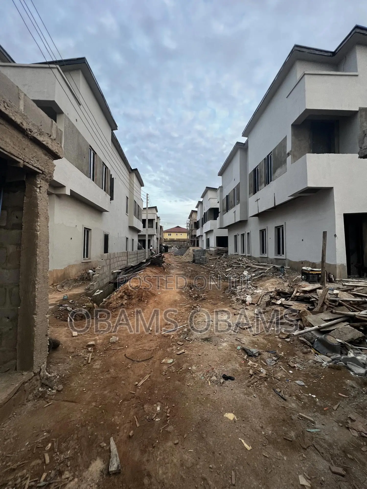 4bdrm Duplex in Budland Court Estate, Ojodu for sale in Ojodu