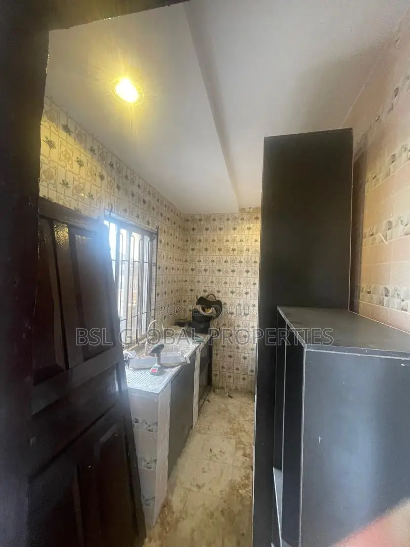 2bdrm Block of Flats in Olowora, Omole Phase 2 for rent in Omole Phase 2