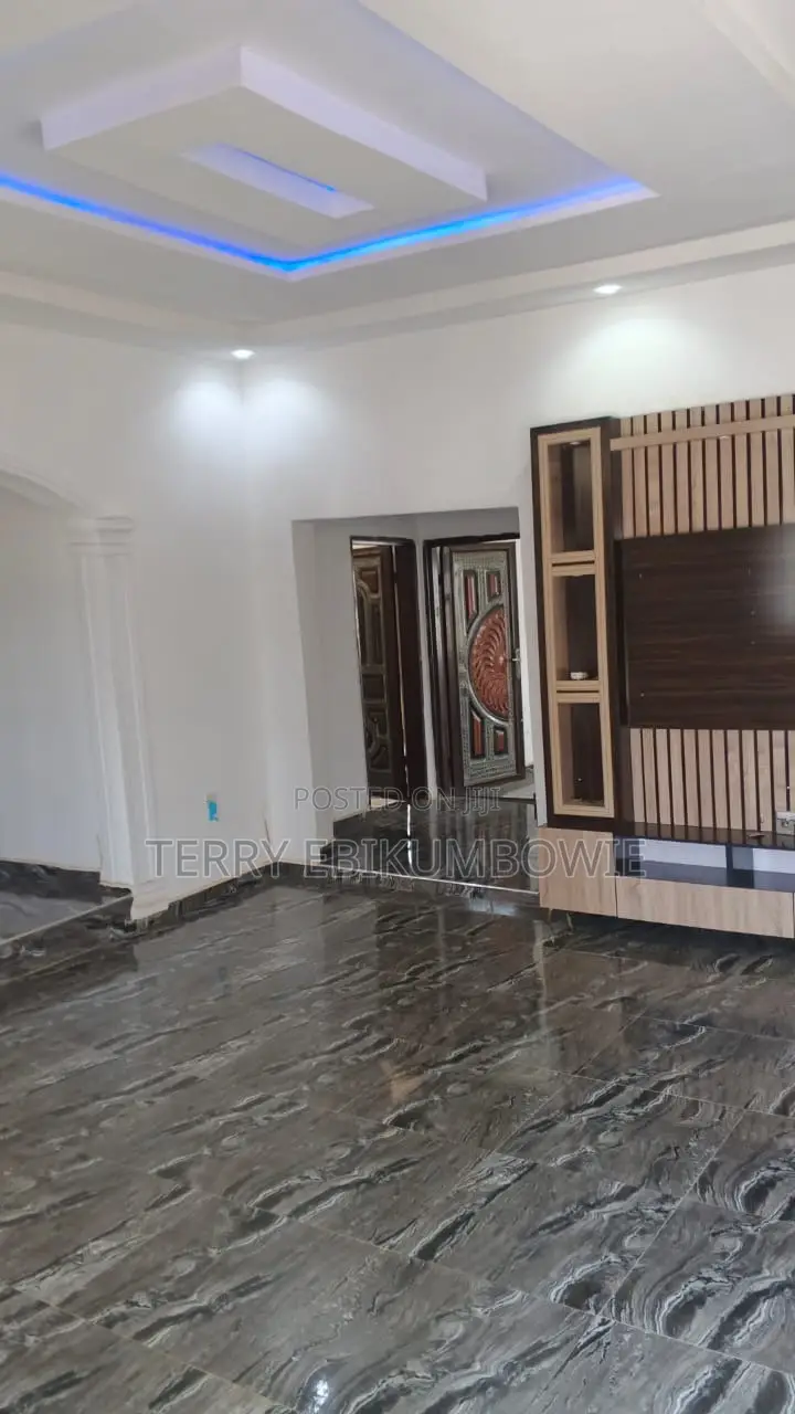 2bdrm Bungalow in Karu for rent in Karu