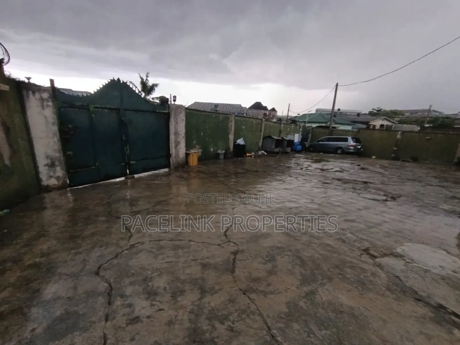 12bdrm Block of Flats in Abule Egba for sale in Abule Egba