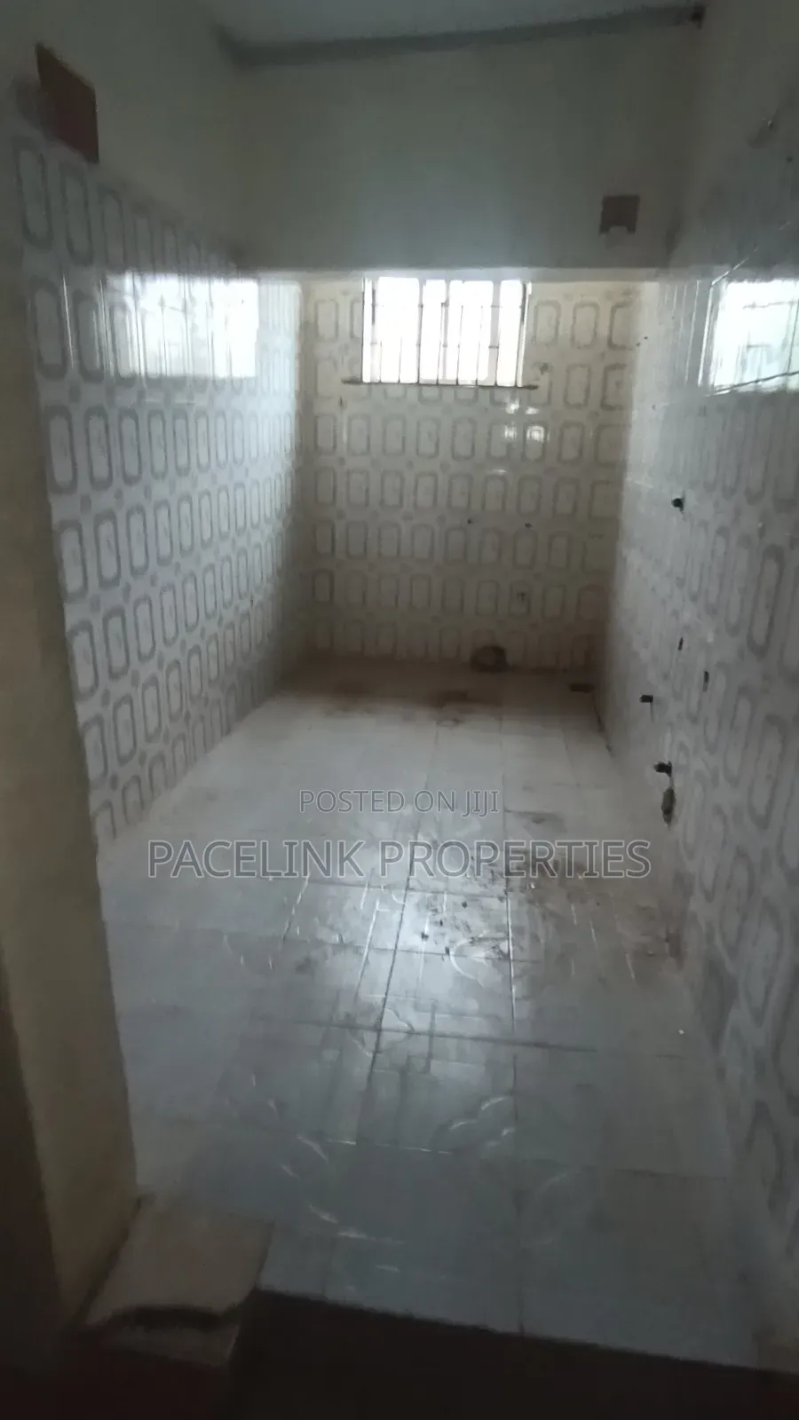 12bdrm Block of Flats in Ikotun / Ikotun/Igando for sale in Ikotun / Ikotun/Igando