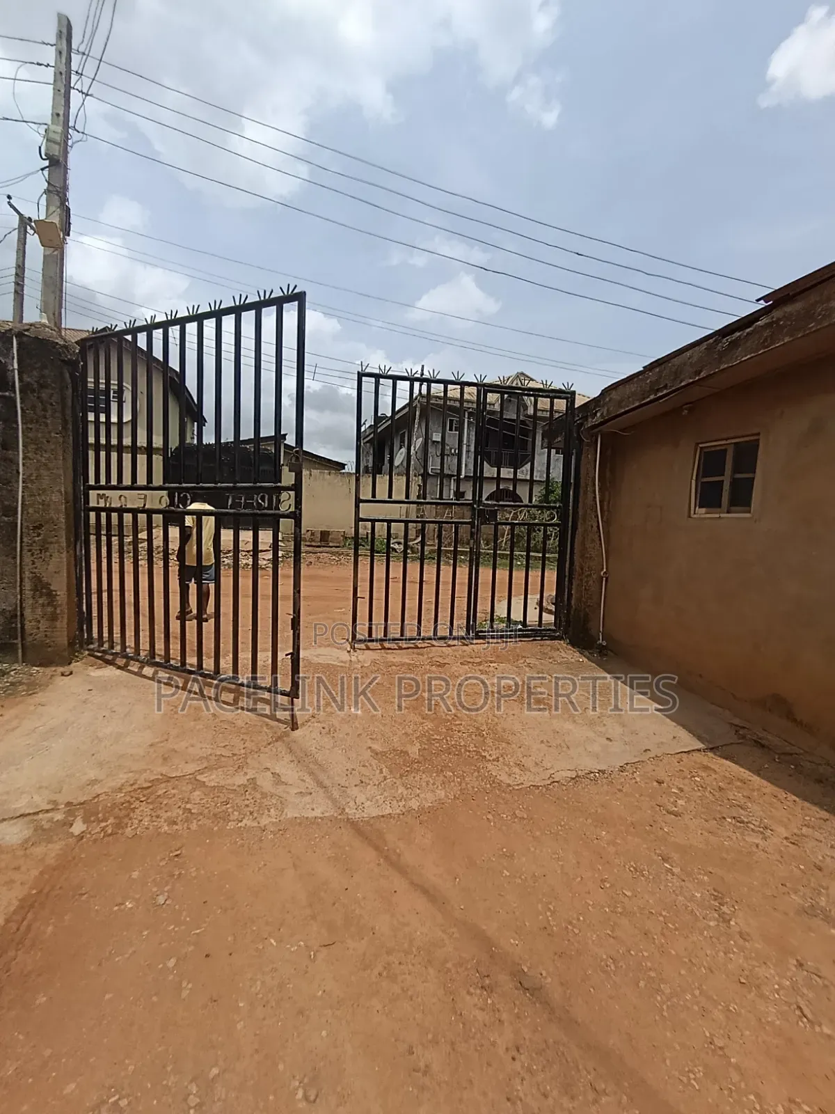 12bdrm Block of Flats in Ipaja Road for sale in Ipaja Road