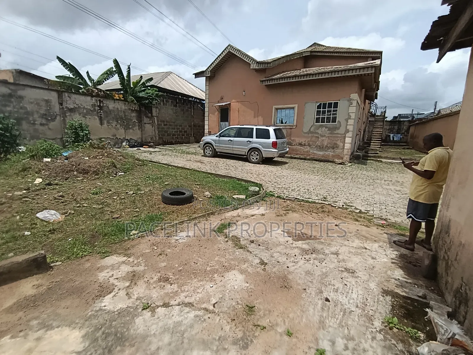 12bdrm Block of Flats in Ipaja Road for sale in Ipaja Road