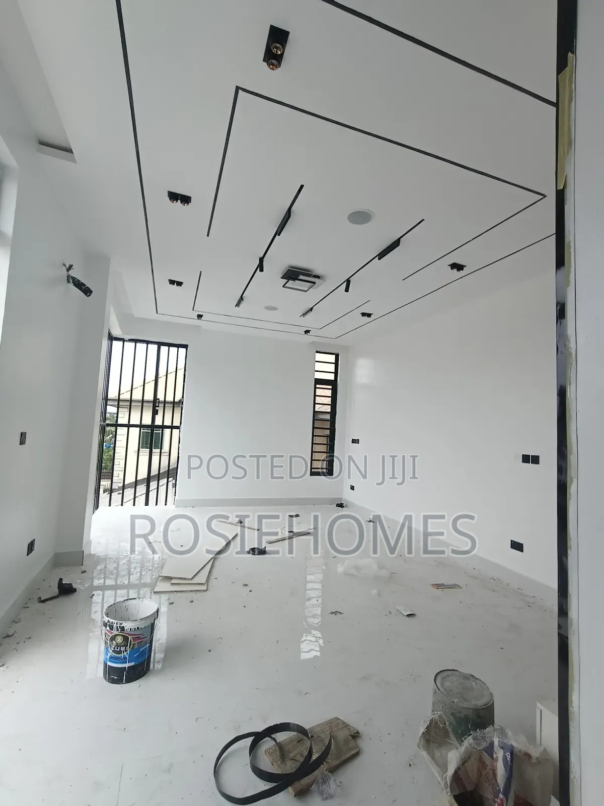 5bdrm Duplex in Diamond Estate, Sangotedo for sale in Sangotedo