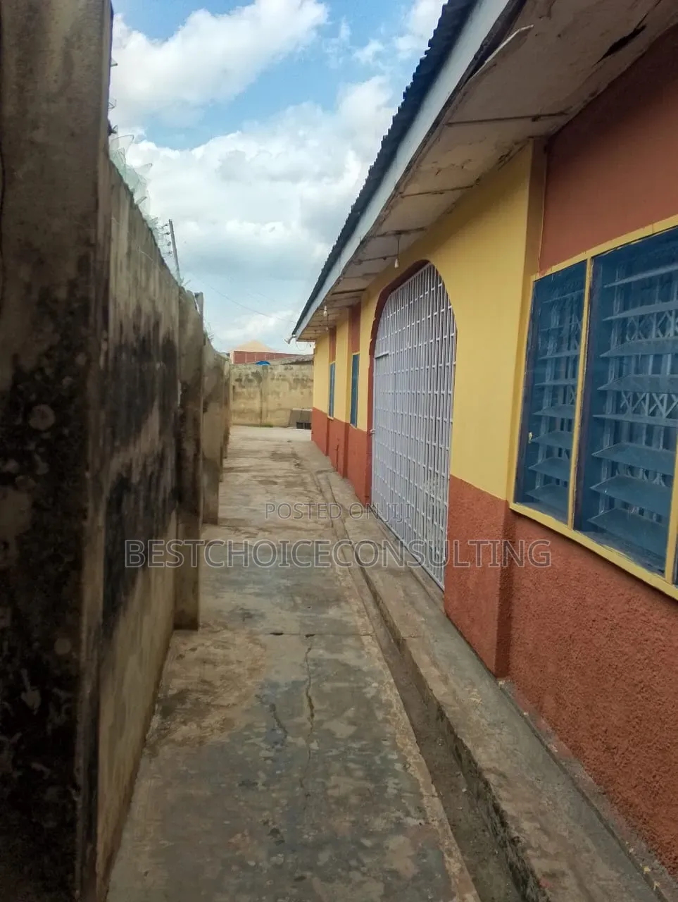 4bdrm Bungalow in Oki, Ibadan for sale in Ibadan