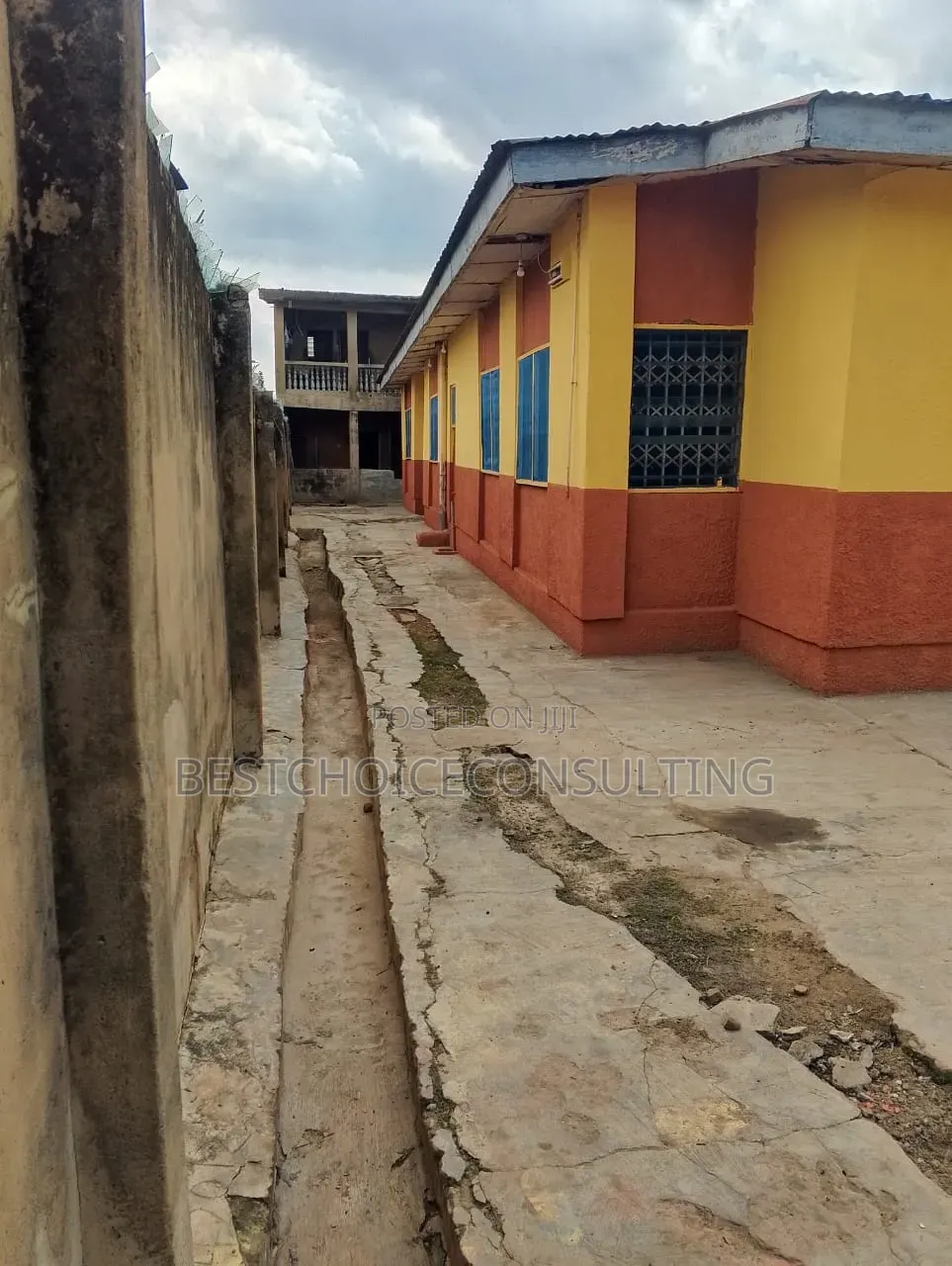 4bdrm Bungalow in Oki, Ibadan for sale in Ibadan