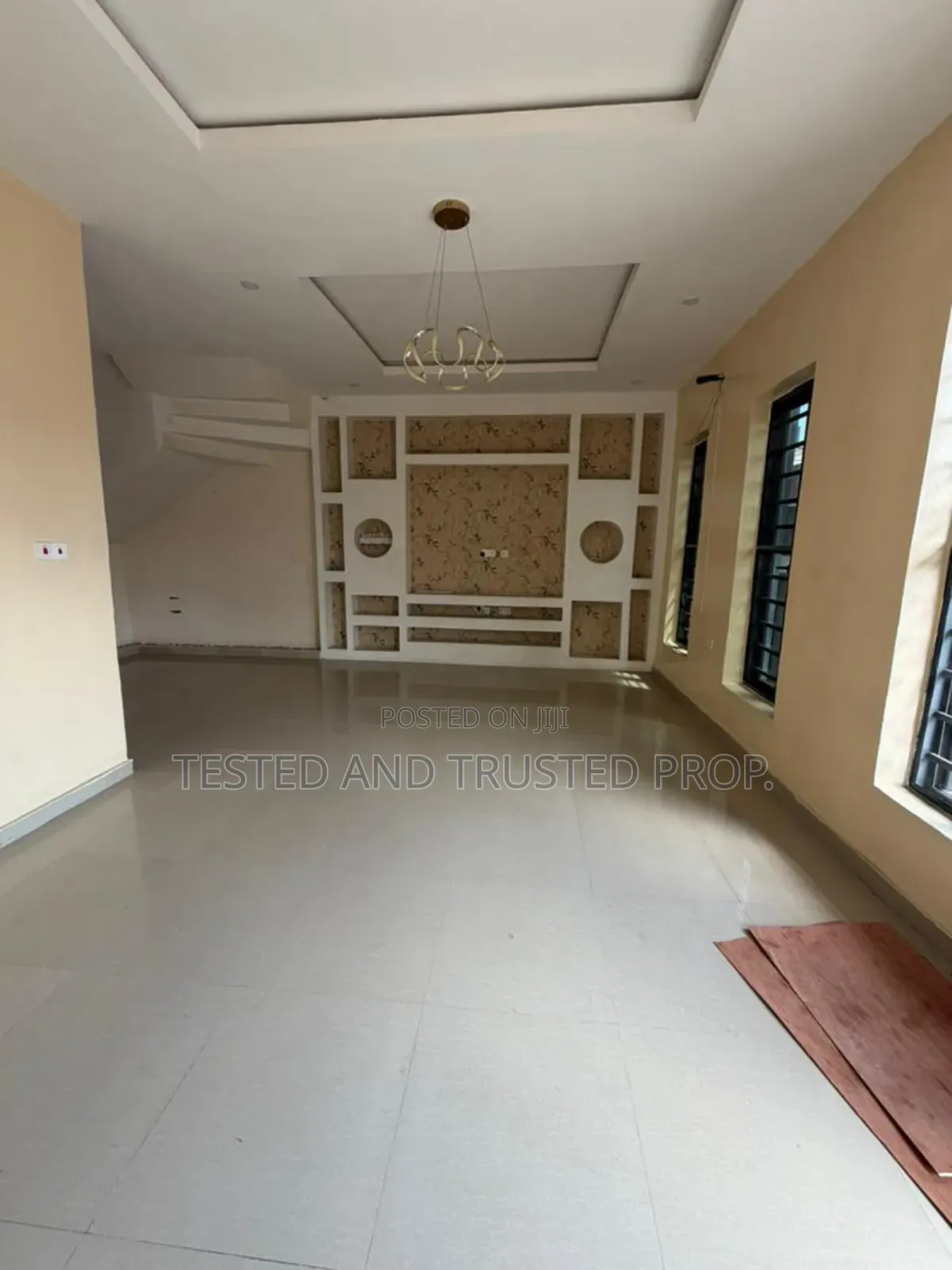 1bdrm Shared Apartment in Royal Pine 3, Chevron for rent in Chevron