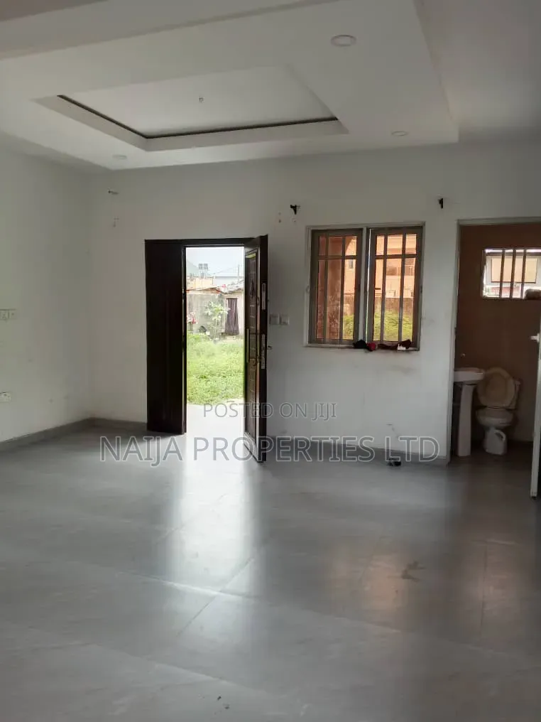 3bdrm Bungalow in New Rd, Awoyaya for rent in Awoyaya