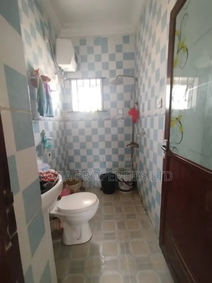3bdrm Bungalow in Thera Annex, Sangotedo for sale in Sangotedo