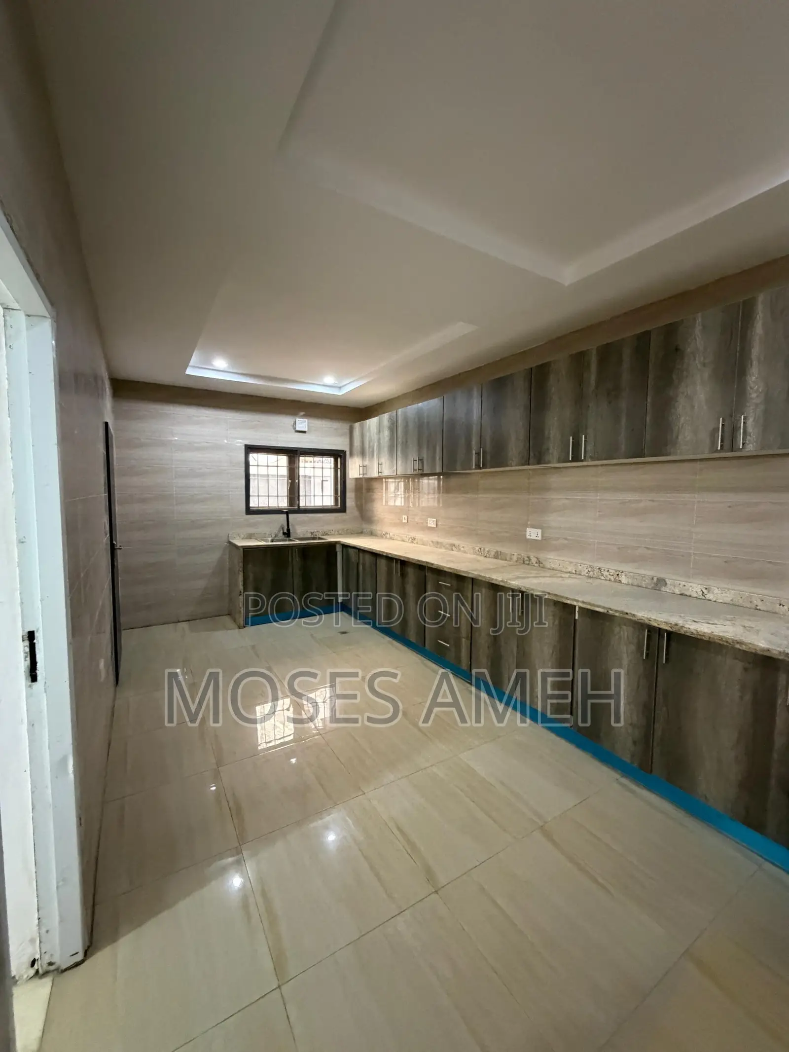 4bdrm Duplex in Jahi for sale in Jahi