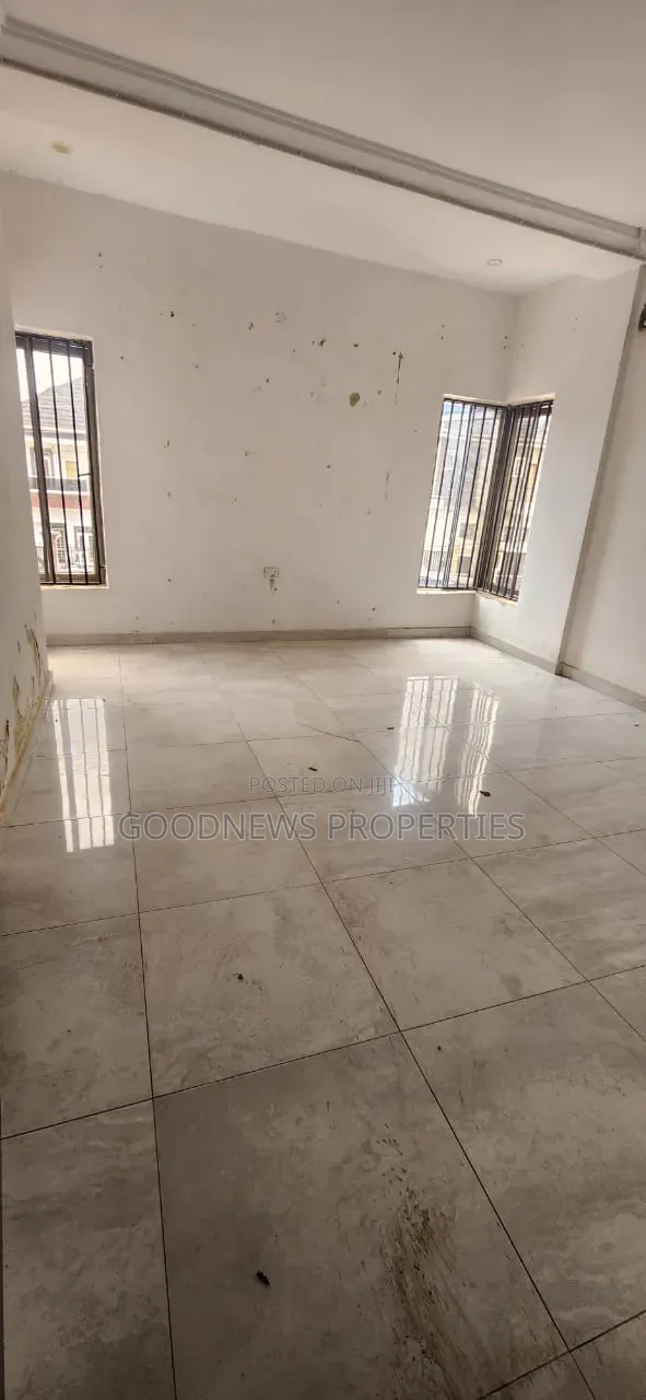 4bdrm Duplex in Ikota , Lekki County for rent in Ikota
