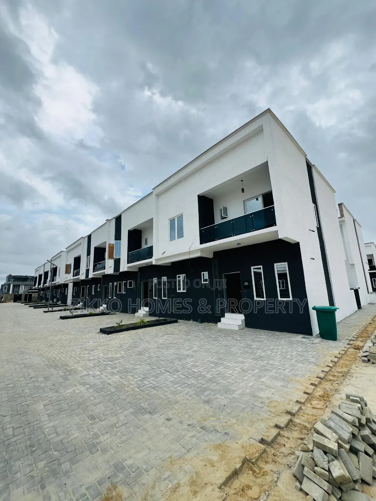 3bdrm Townhouse/Terrace in Sangotedo, Abraham Adesanya Estate for sale in Abraham Adesanya Estate
