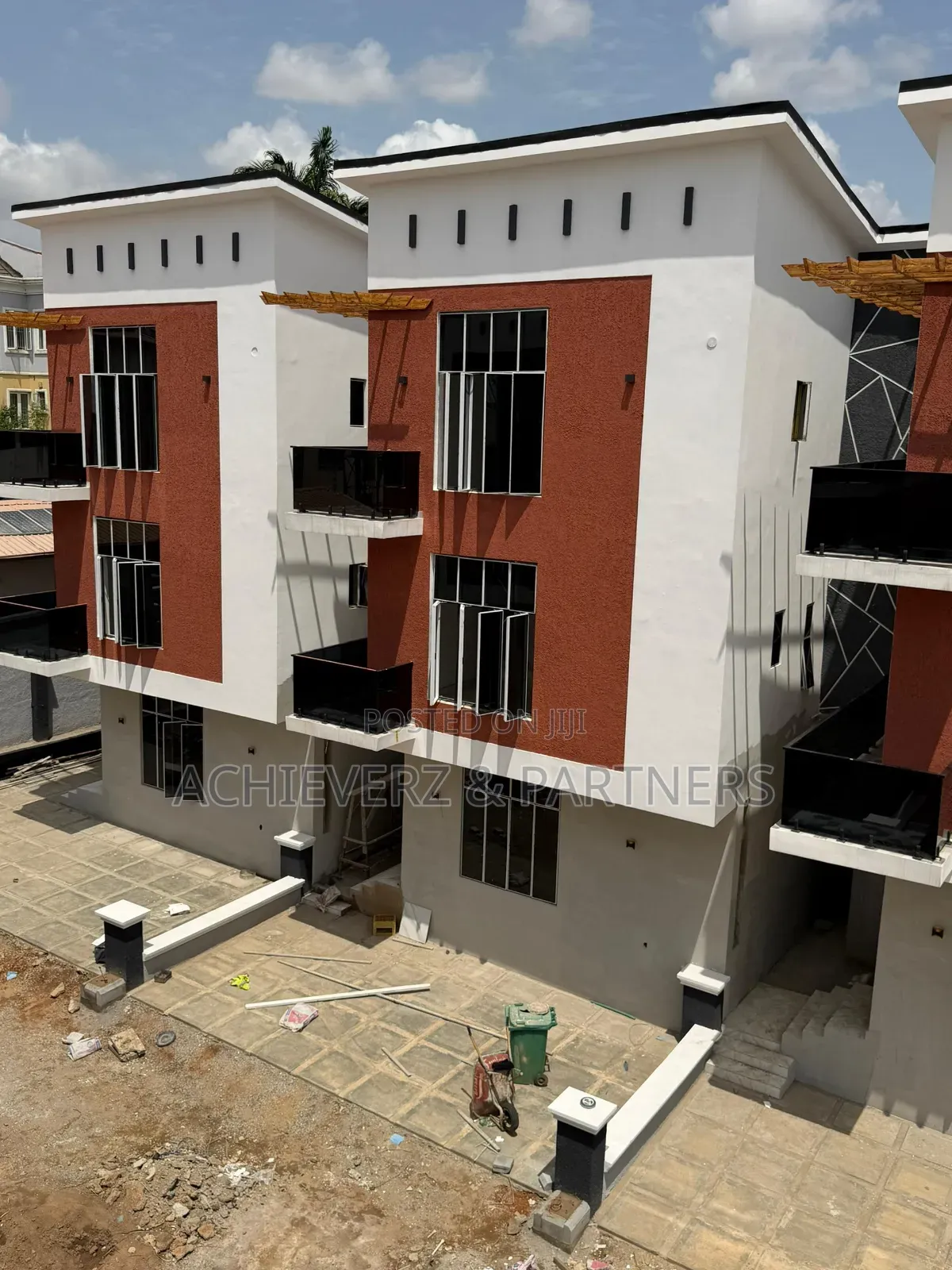 4bdrm Duplex in Utako for sale in Utako