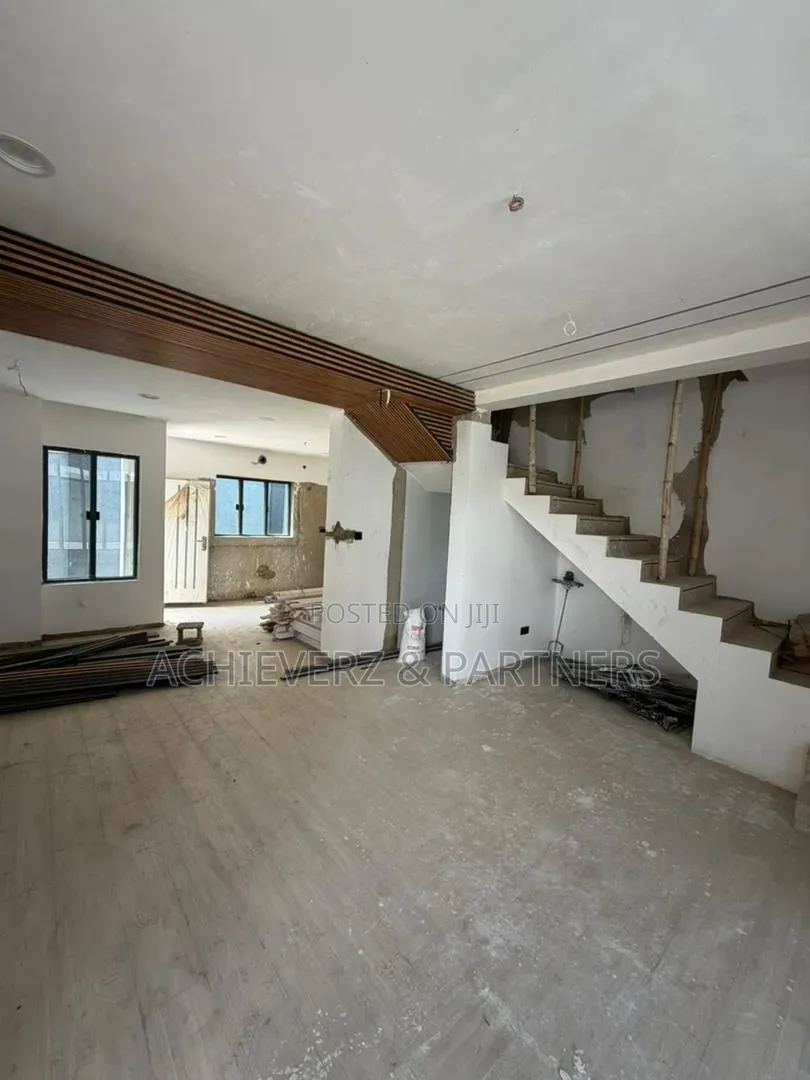 4bdrm Duplex in Utako for sale in Utako