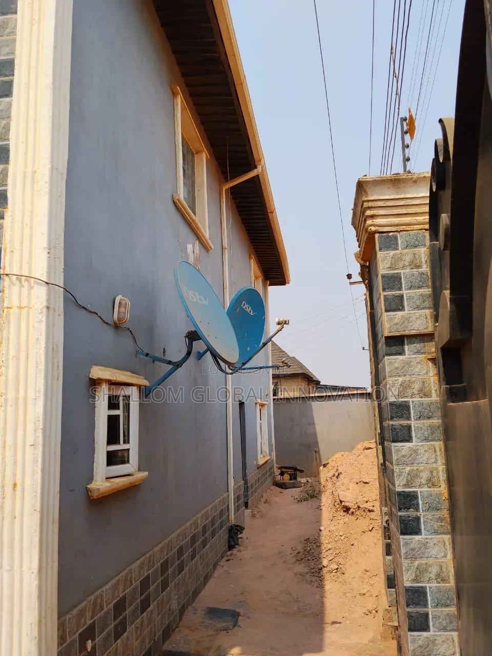 2bdrm Block of Flats in Idi Ape, Akobo for sale in Akobo
