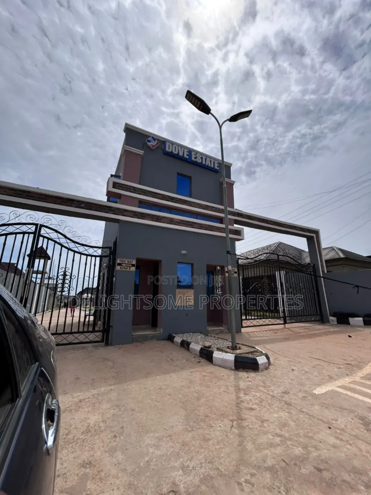 3bdrm Bungalow in Dove Estate, Akala Express for sale in Akala Express