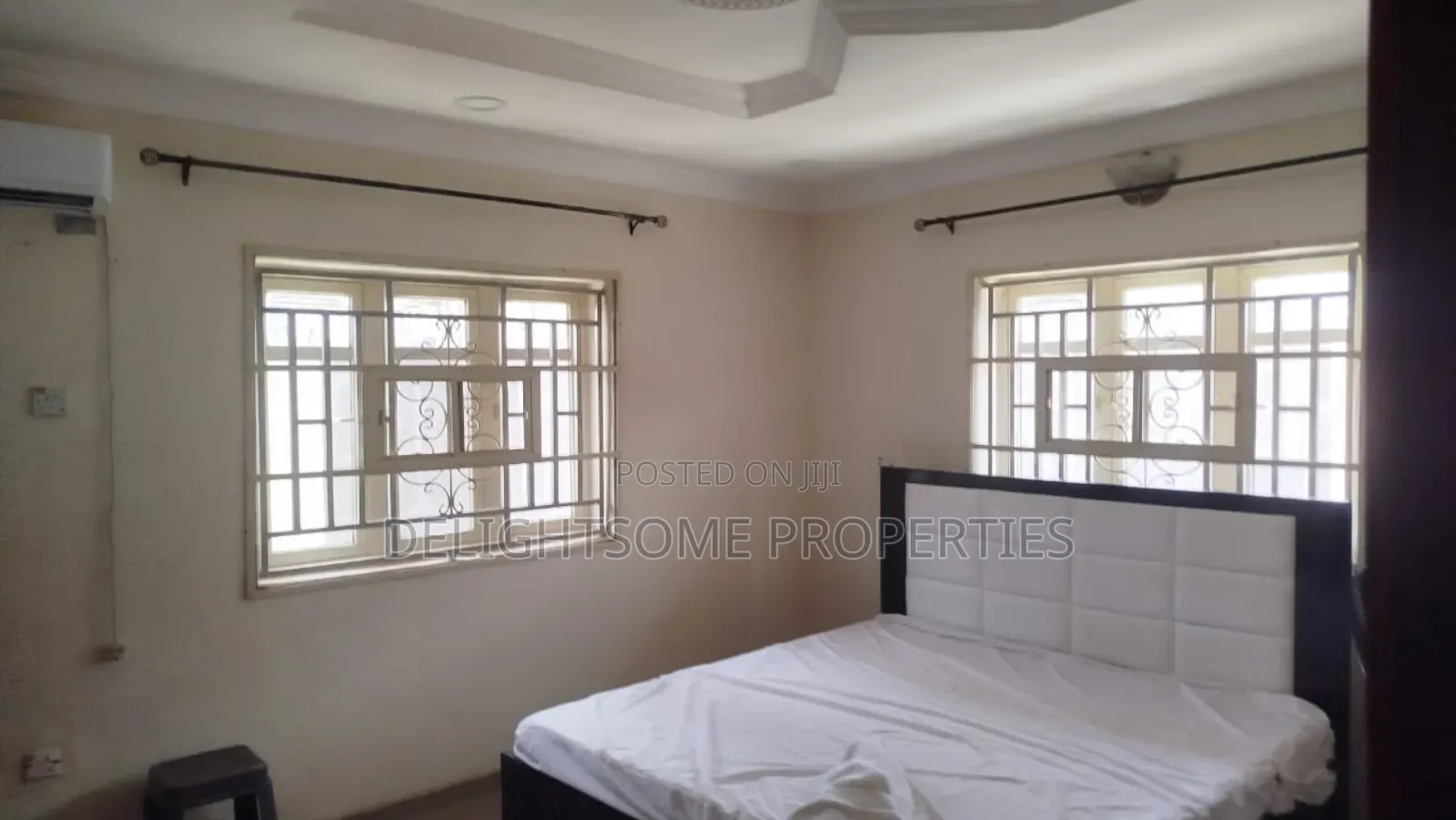 3bdrm Bungalow in Dove Estate, Akala Express for sale in Akala Express