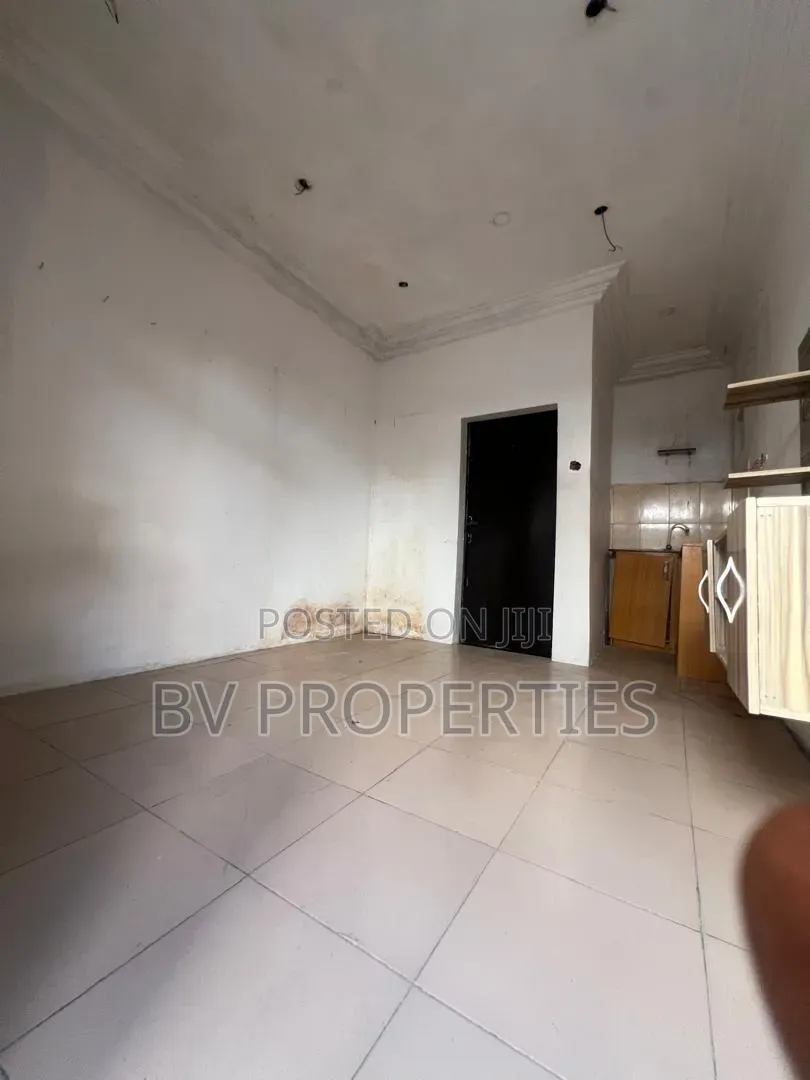 Studio Apartment in Lekki Phase 1 for rent in Lekki Phase 1