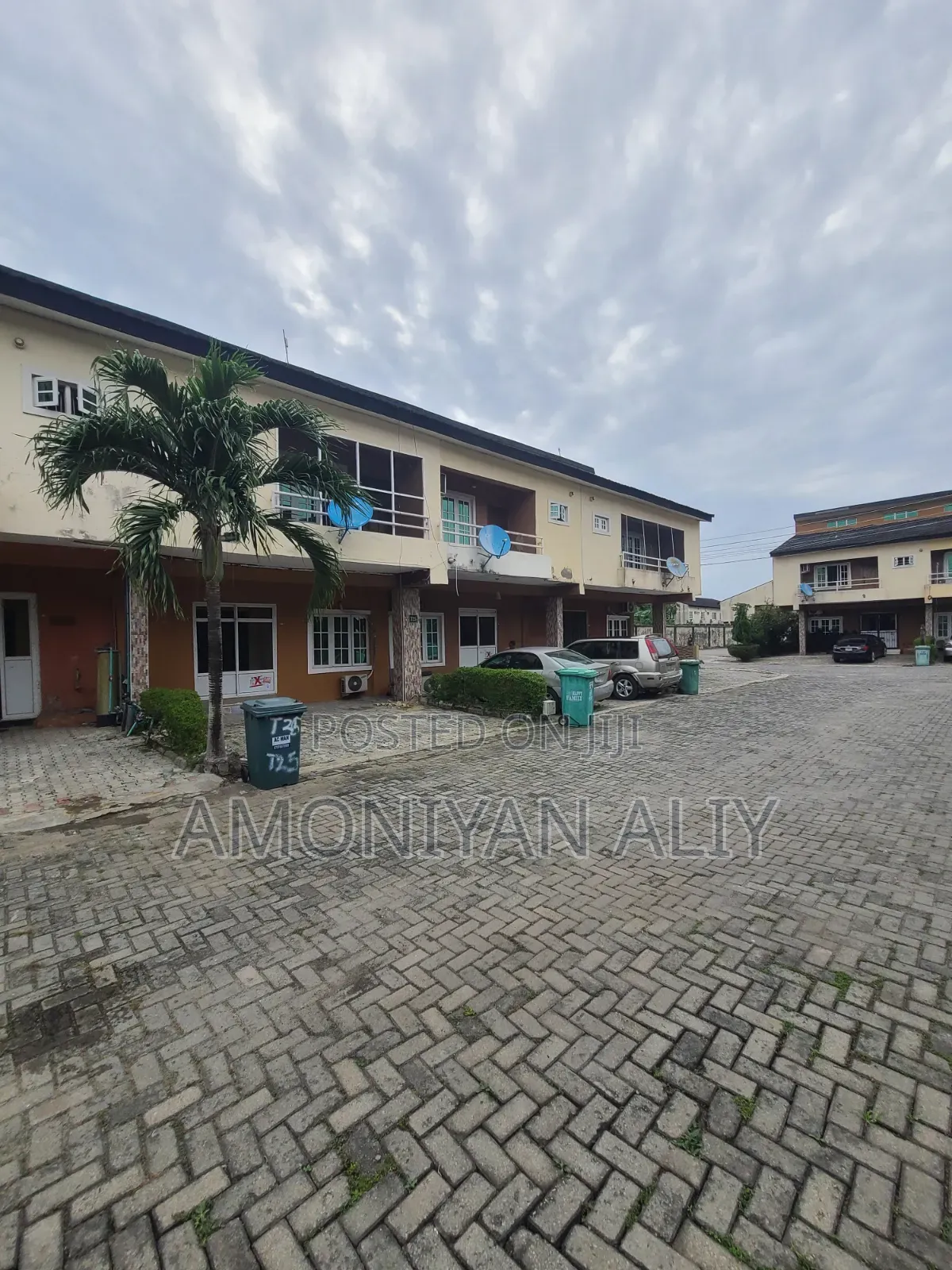 3bdrm Duplex in Phase4 By Peperoni, Lekki Gardens Estate for sale in Lekki Gardens Estate