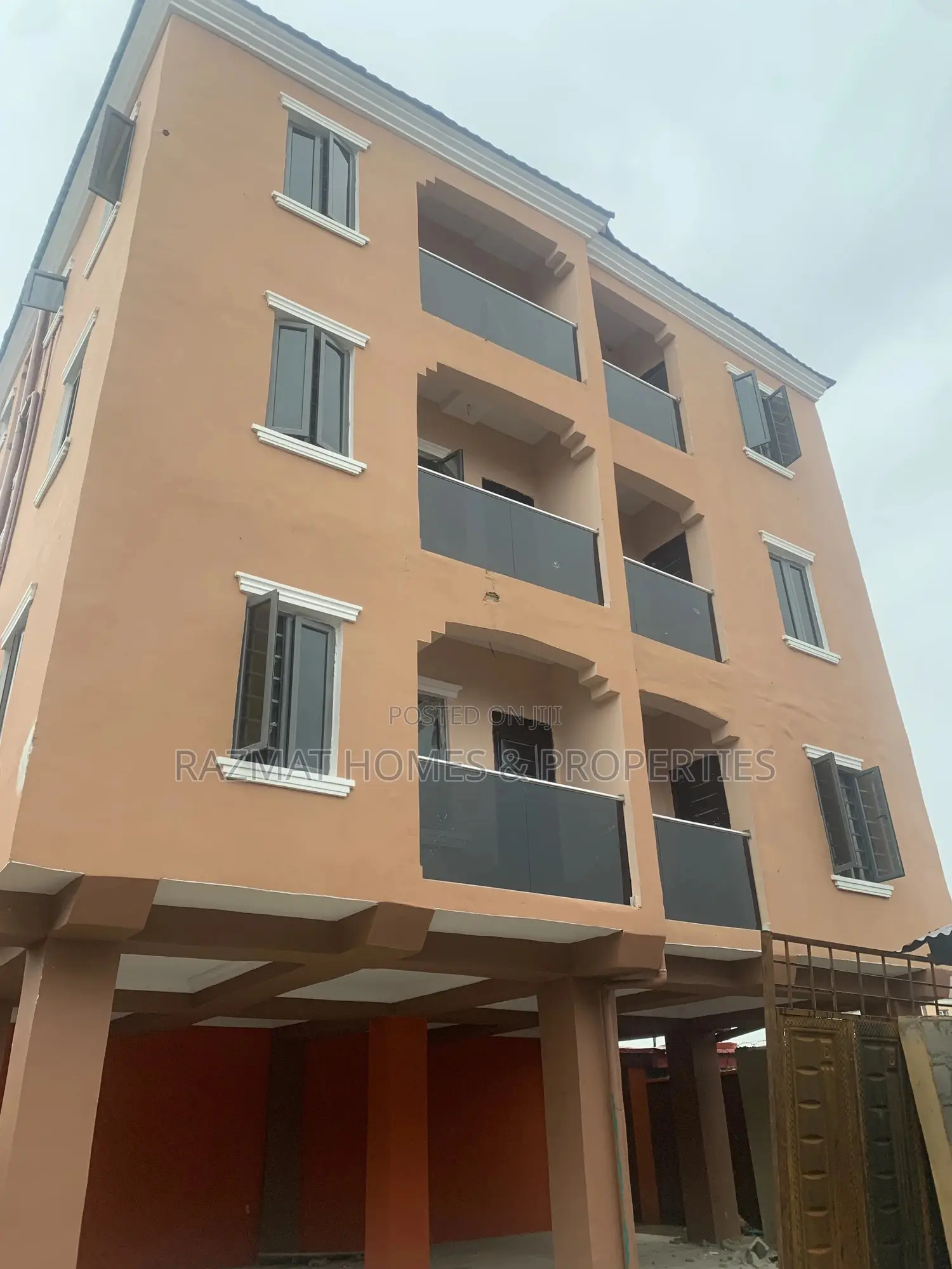 Mini Flat in Lawanson for rent in Lawanson