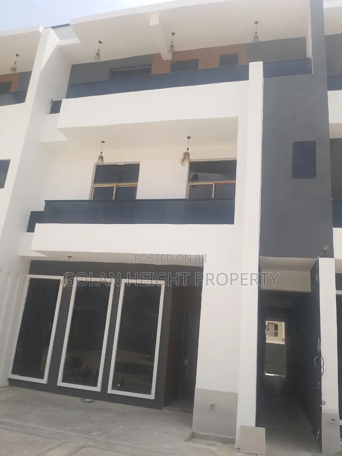 4bdrm Townhouse / Terrace in Guzape for rent in Guzape District