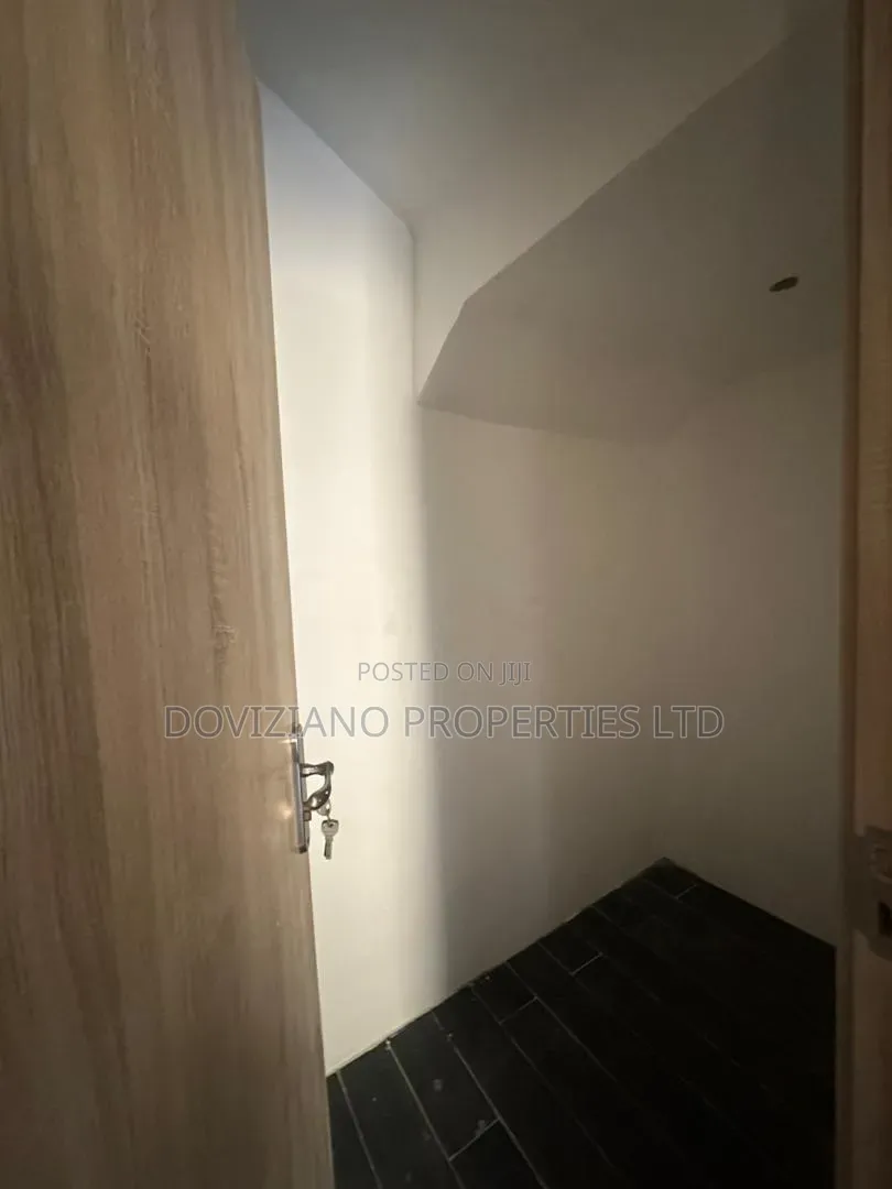 4bdrm Duplex in Ogudu GRA for rent in Ogudu GRA