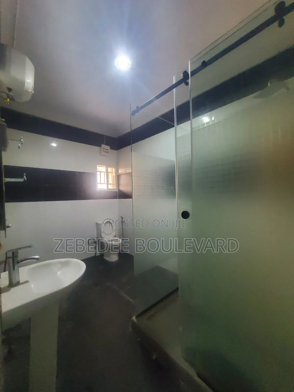 4bdrm Block of Flats in Kaura for rent in Kaura