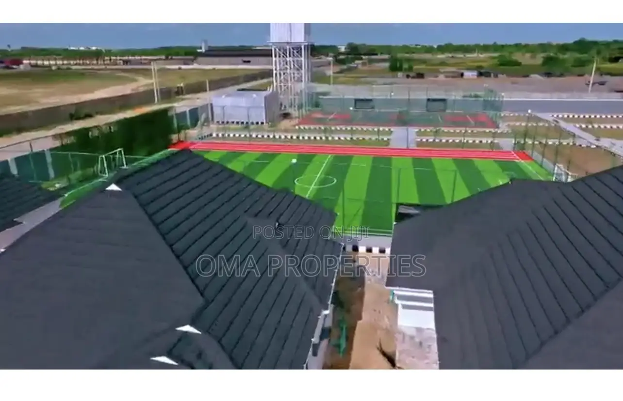 4bdrm Bungalow in Lekki Avana Bungalow for sale in Off Lekki-Epe Expressway