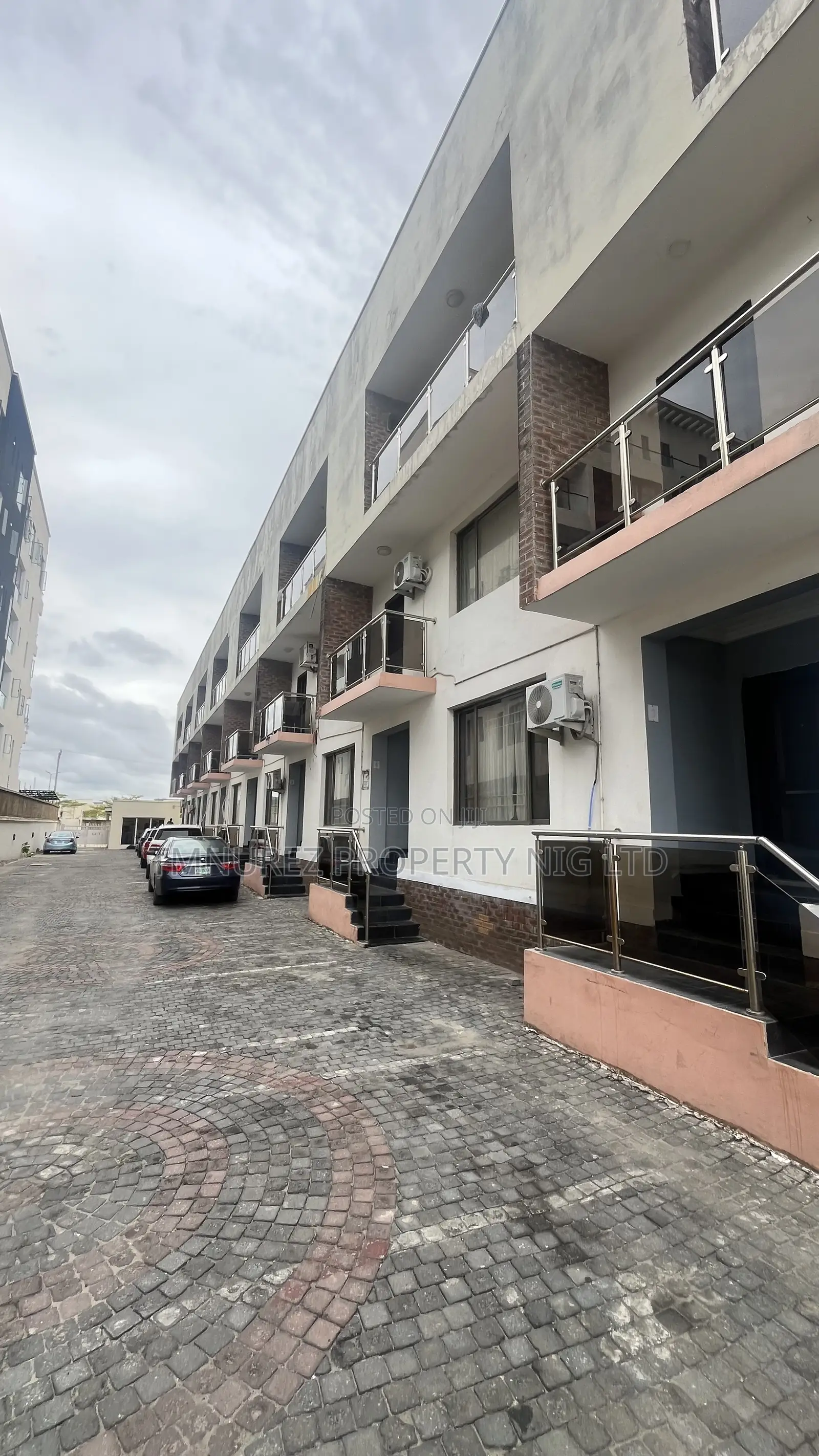 1bdrm Apartment in Inside A Mini Court, Ikate for rent in Ikate